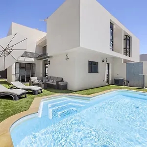 Villa Paula